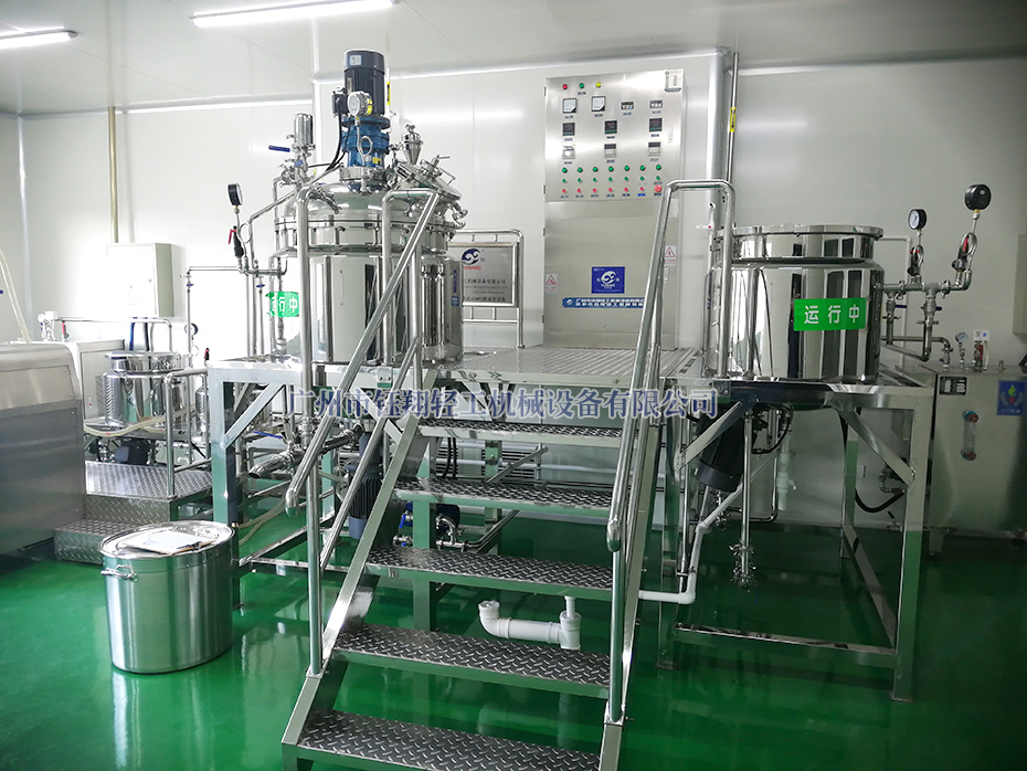 真空乳化機控制系統(tǒng)中按鈕式和plc式各有優(yōu)劣【鈺翔機械】
